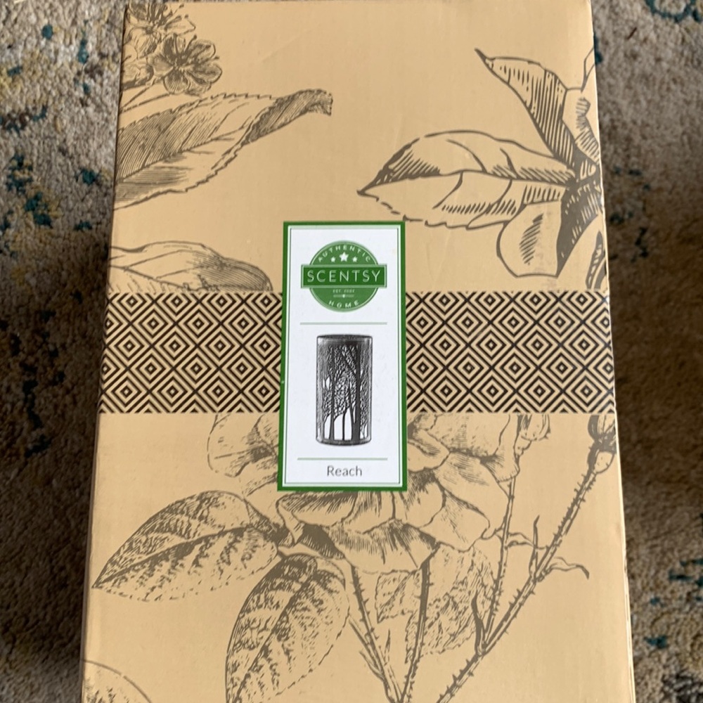 Scentsy Reach Shade—Sold Out!